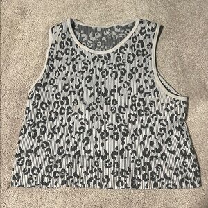 size medium grey cropped halter neck tank top with cheetah print